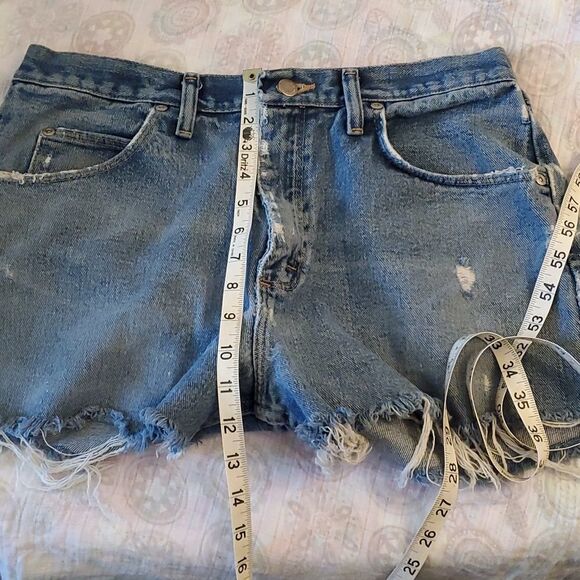 Wrangler  upcycled cut offs - Picture 4 of 5